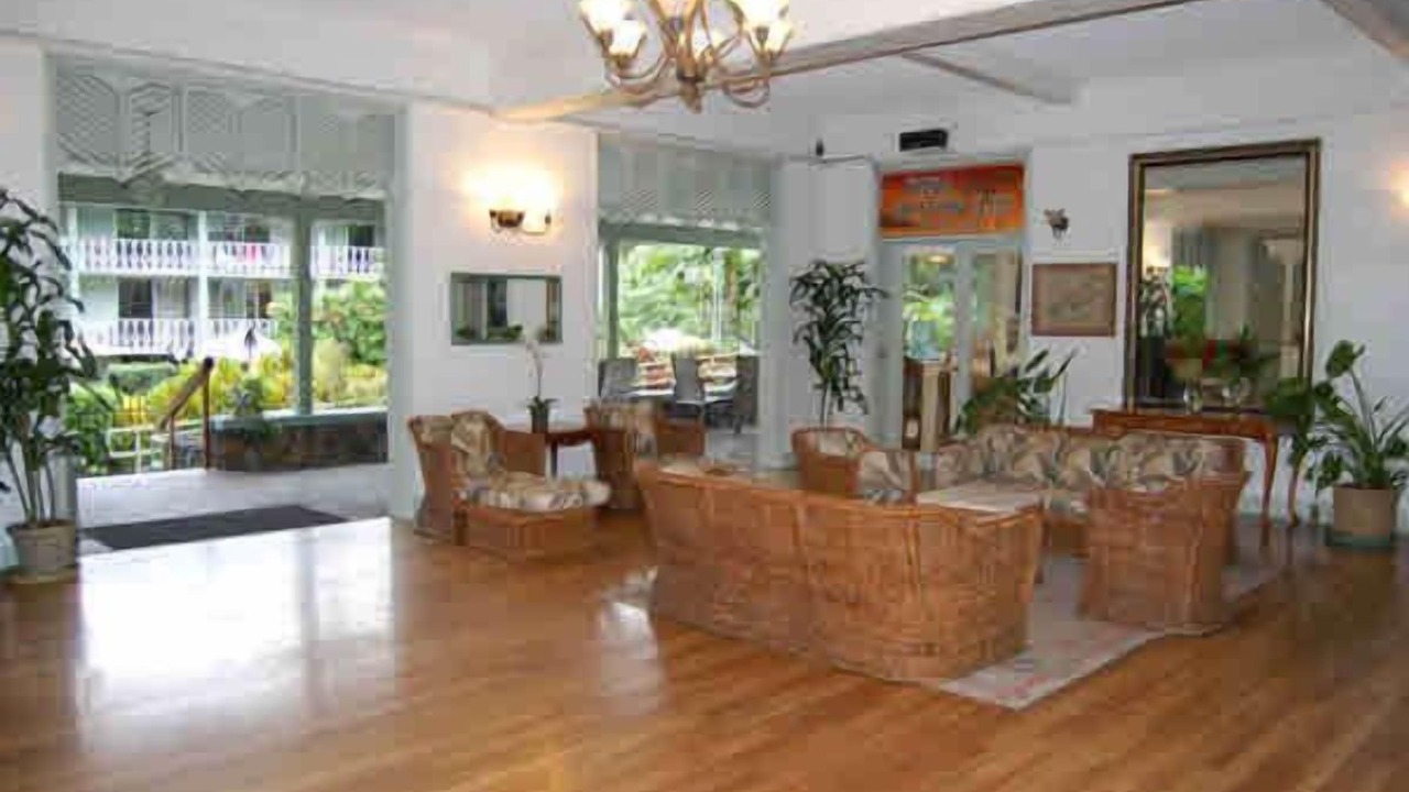 Photo of Others in Historic Kailua Village