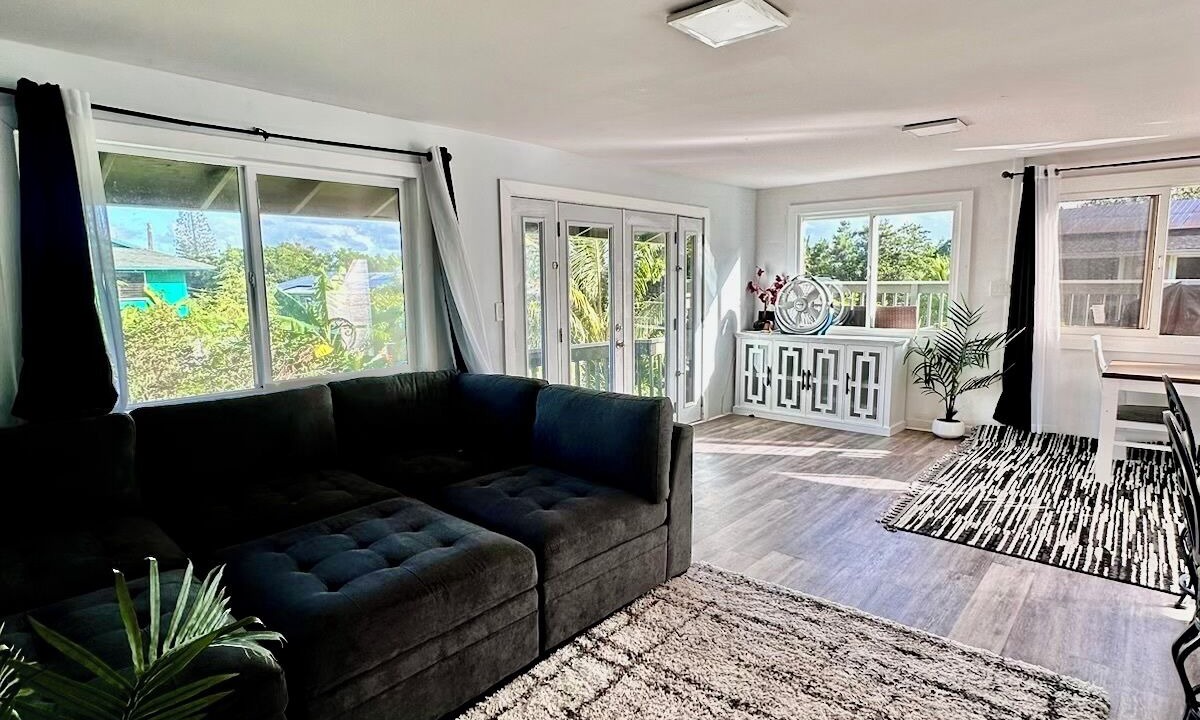 Photo of Livingroom in Pupukea