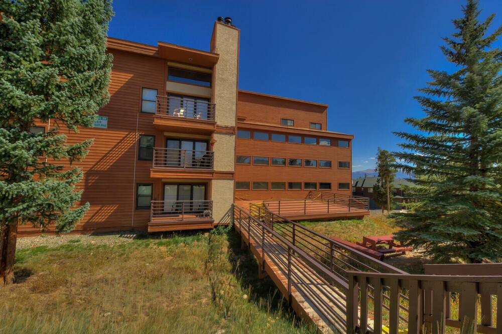 Photo of Outdoor in Wildernest