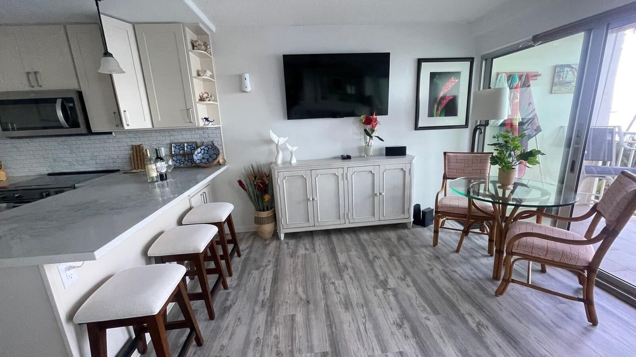 Photo of Kitchen in Historic Lahaina Front Street