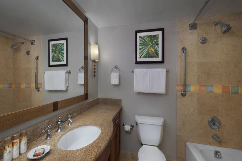 Photo of Bathroom in Lahaina