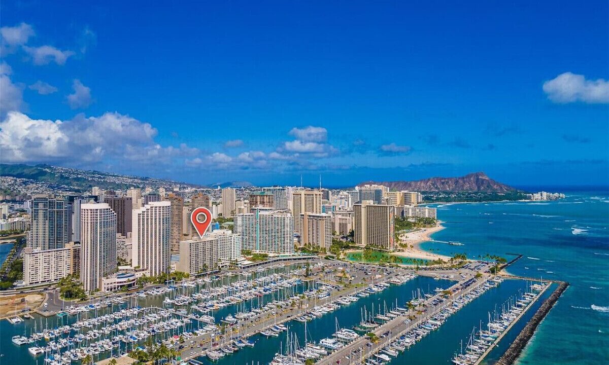 Photo of Others in Waikiki