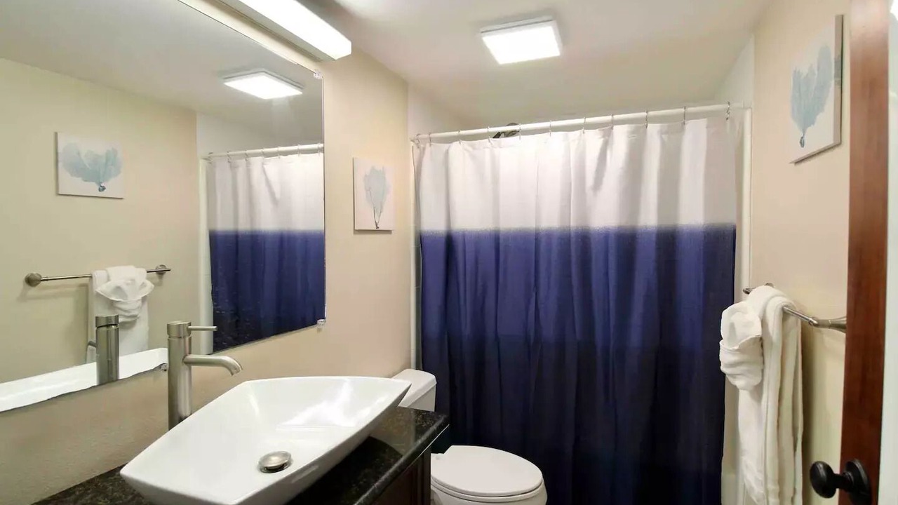Photo of Bathroom in Kihei