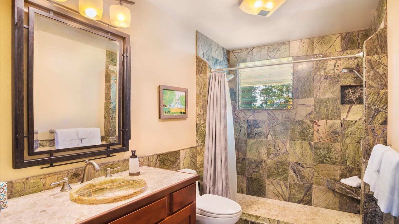 Photo of Bathroom in Princeville