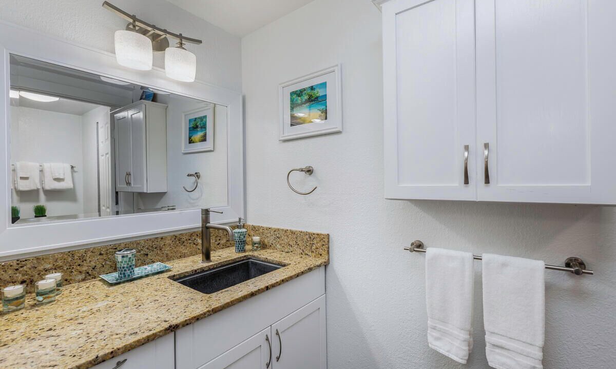 Photo of Bathroom in Princeville