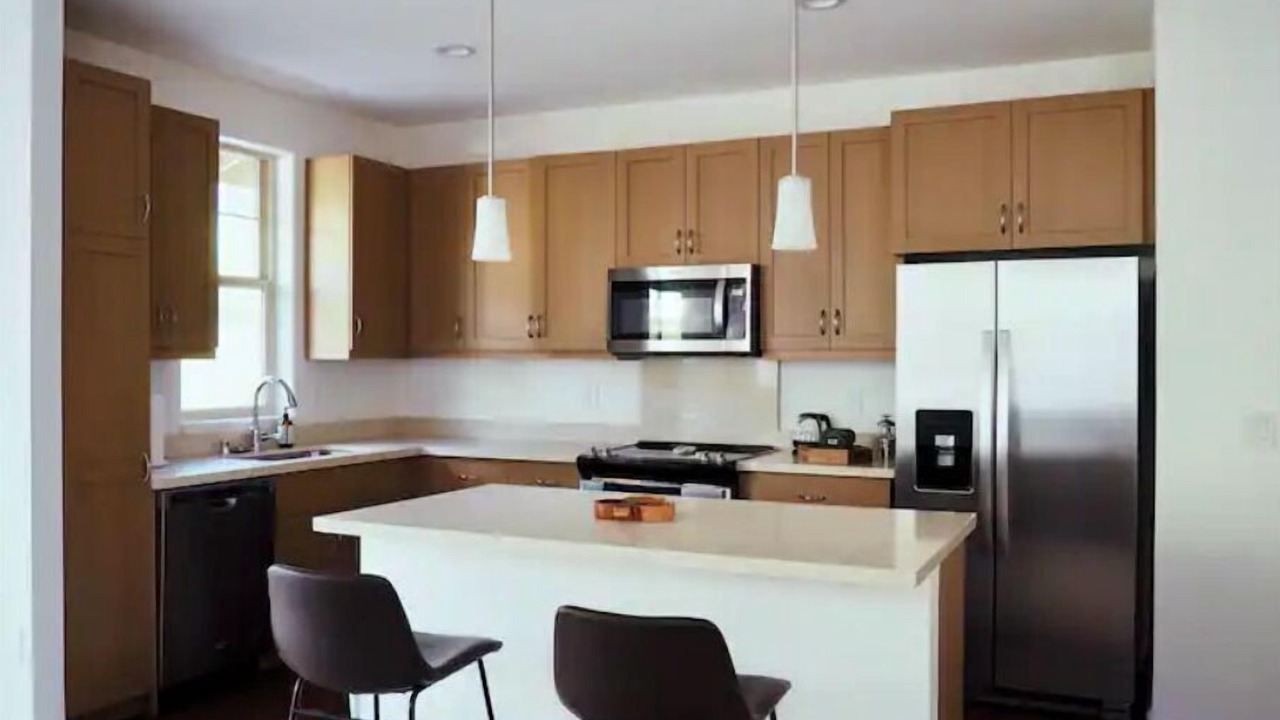 Photo of Kitchen in Makaha Valley