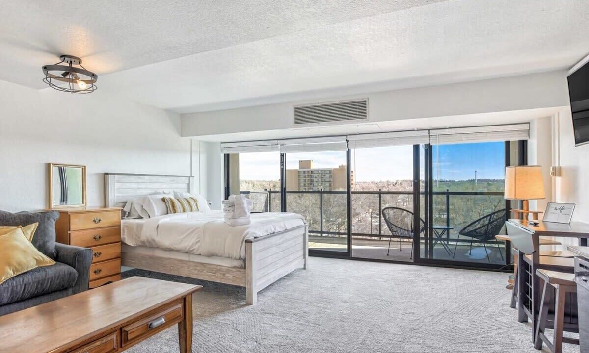 Photo of Patio Balcony in Central Colorado Springs