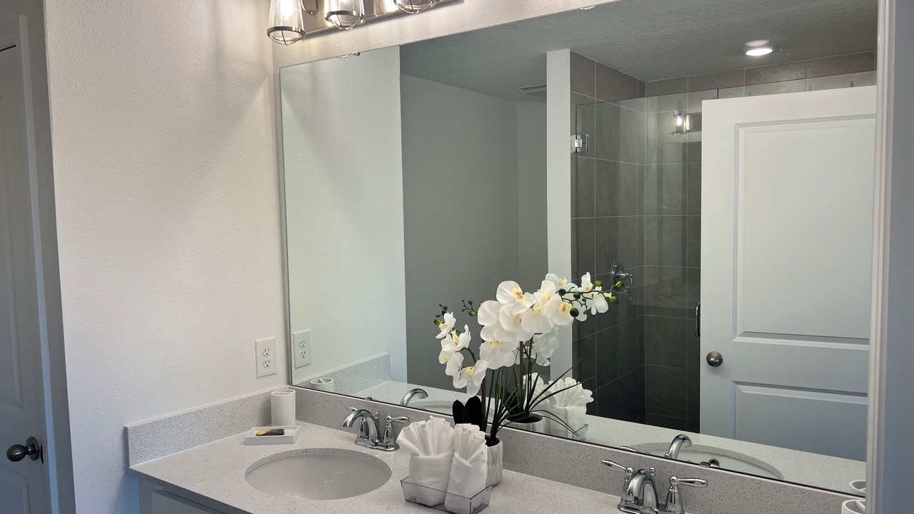 Photo of Bathroom in Davenport