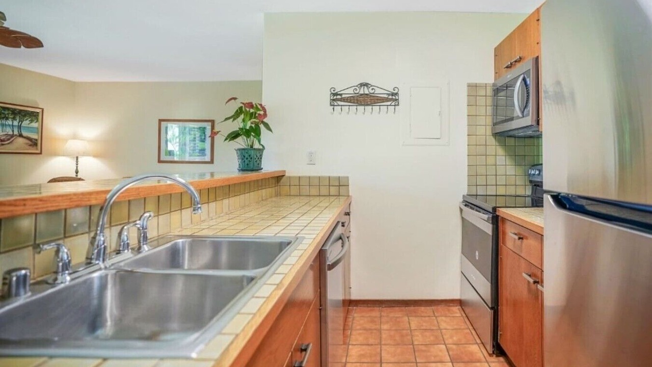Photo of Kitchen in Hanamaulu