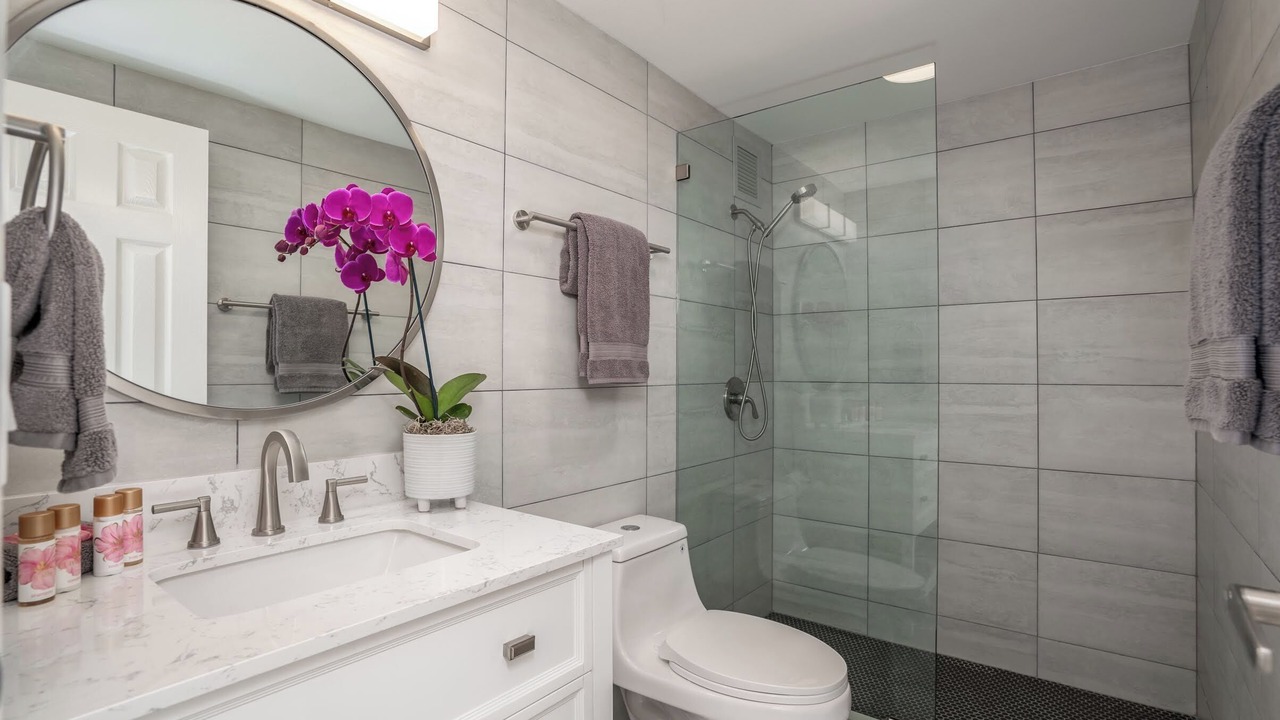 Photo of Bathroom in Kihei