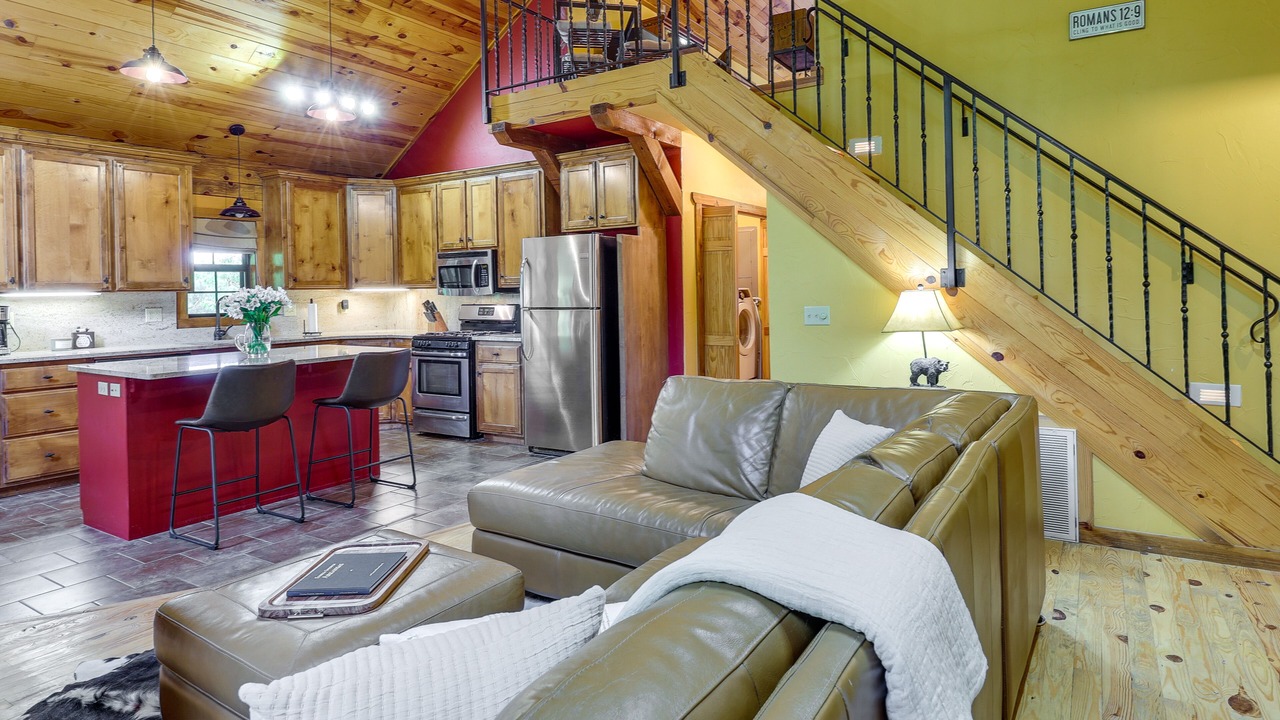 Photo of Livingroom in Sylvan Shores