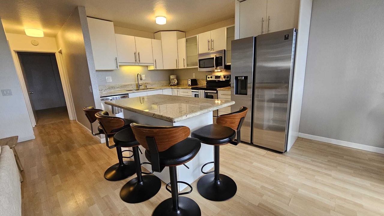 Photo of Kitchen in Makaha Valley