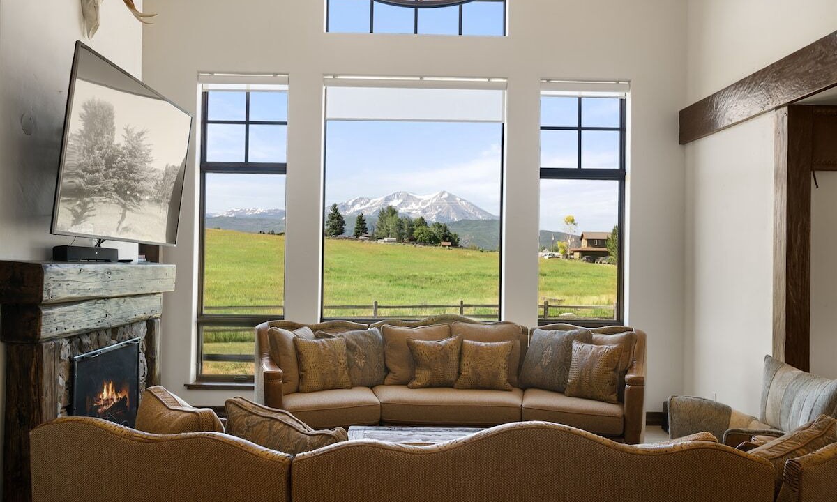 Photo of Livingroom in Missouri Heights