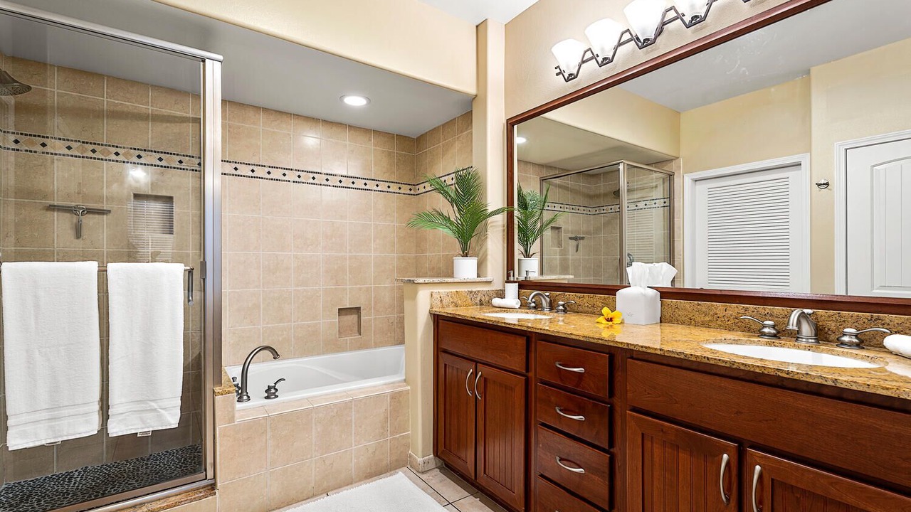 Photo of Bathroom in Waikoloa