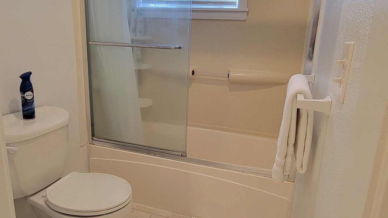 Photo of Bathroom in Lanikai