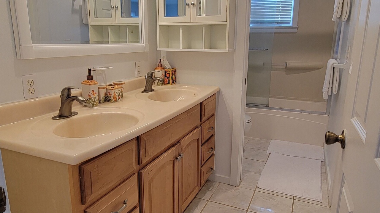 Photo of Bathroom in Lanikai