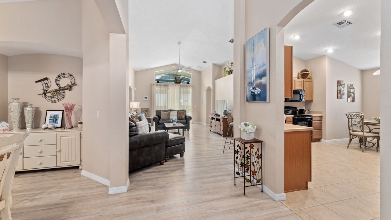 Photo of Livingroom in Highlands Reserve
