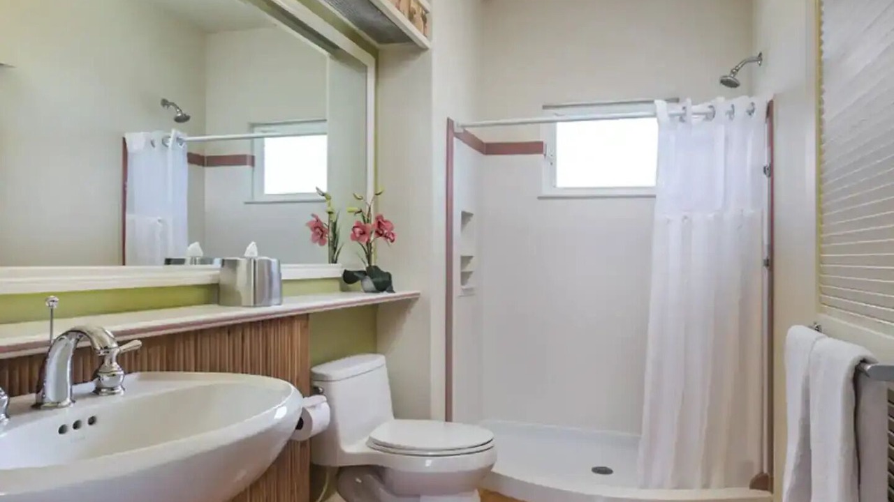 Photo of Bathroom in Princeville