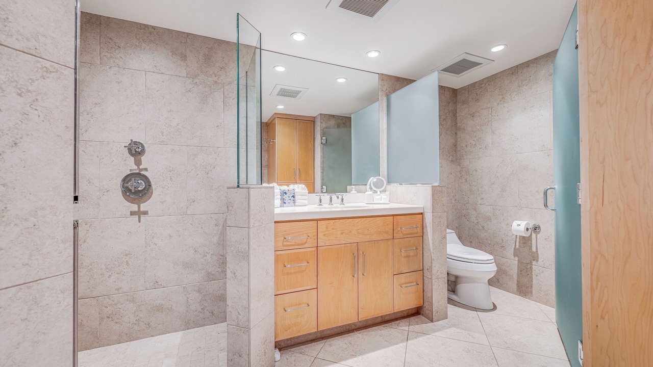 Photo of Bathroom in Wailea