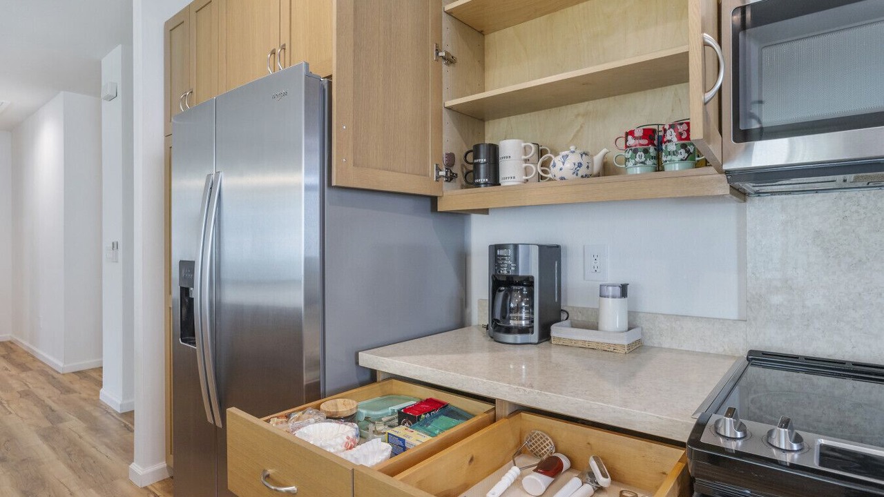 Photo of Kitchen in Makaha Valley