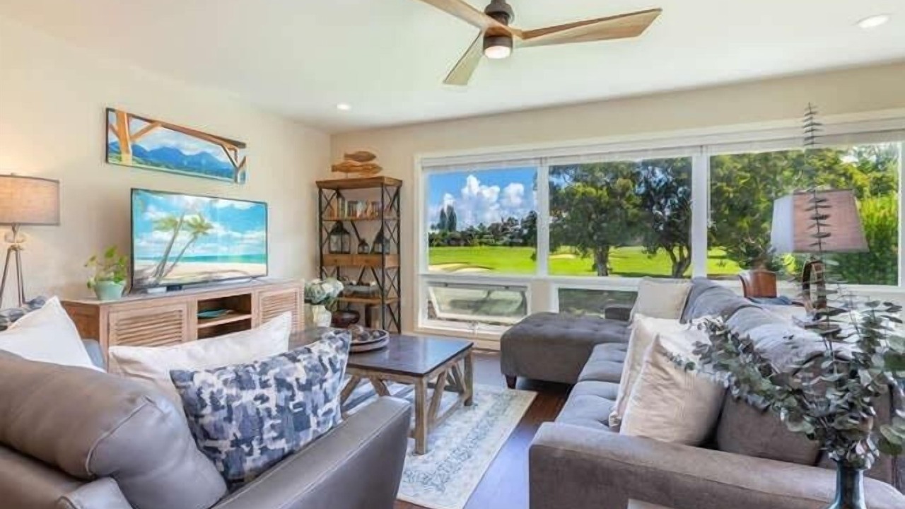 Photo of Livingroom in Princeville