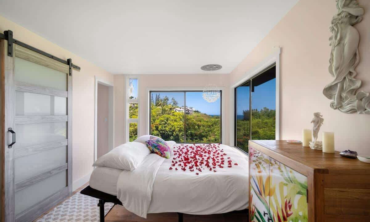 Photo of Bedroom in Princeville