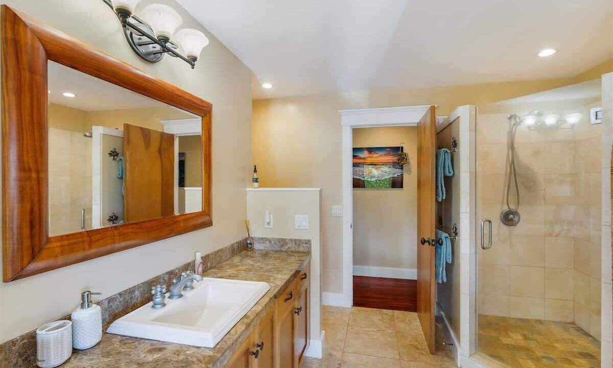 Photo of Bathroom in Princeville
