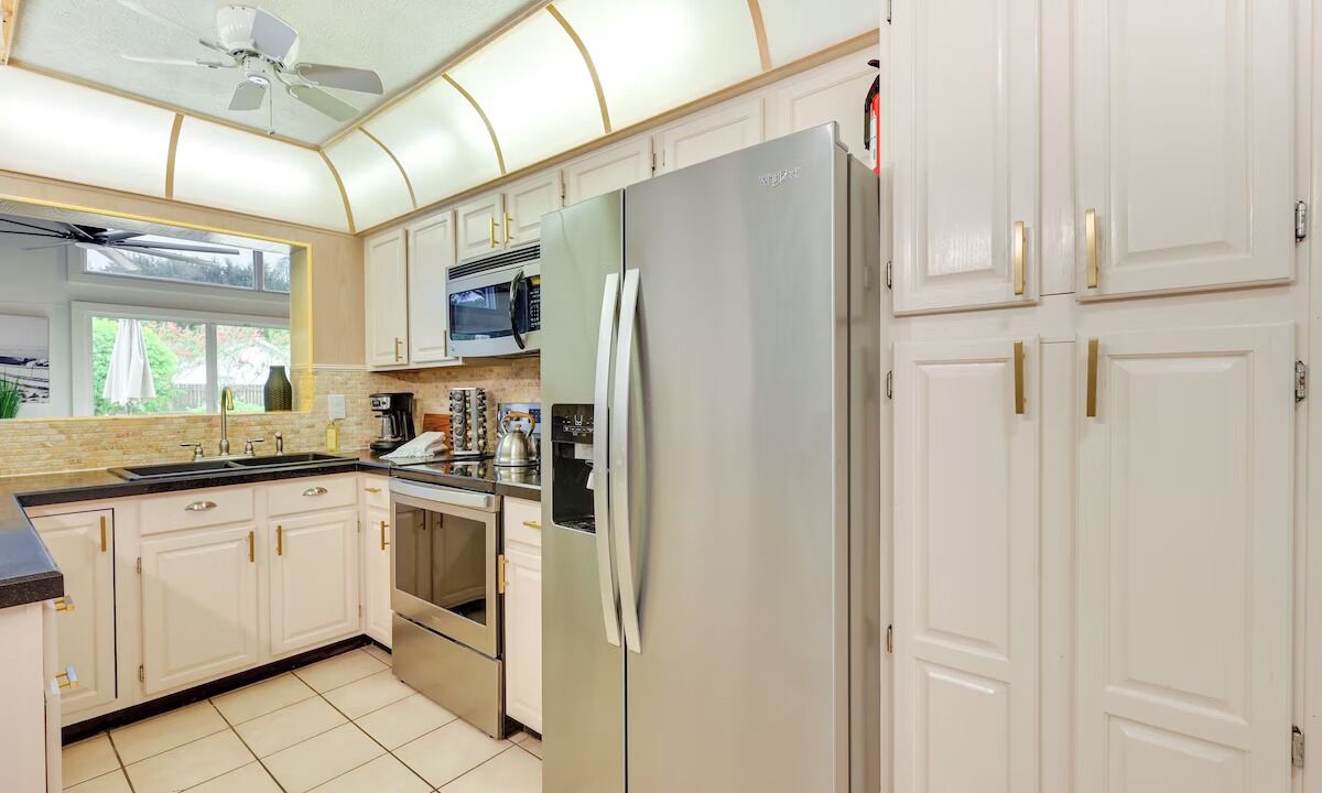 Photo of Kitchen in Laie