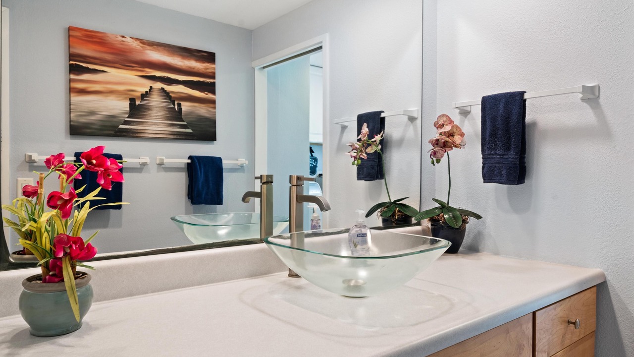 Photo of Bathroom in Keauhou
