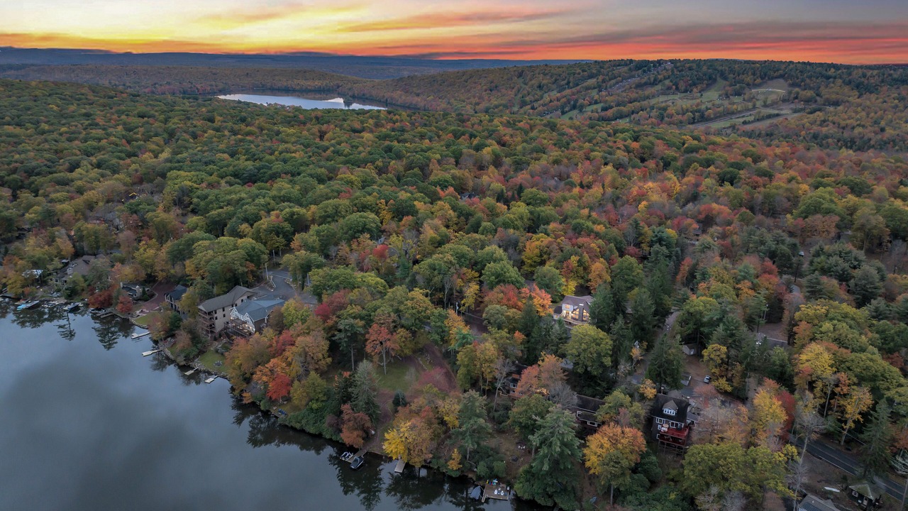 Photo of Outdoor in Lake Harmony Estates