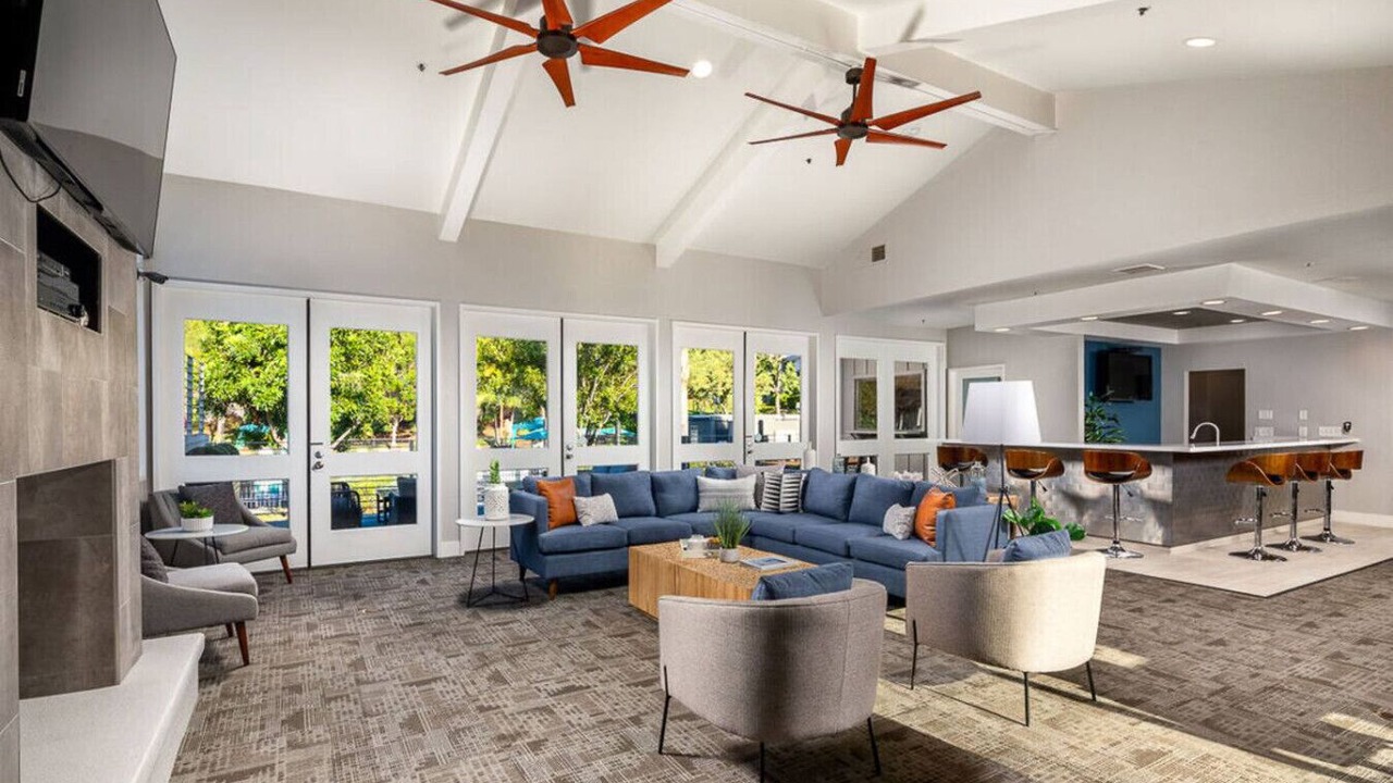 Photo of Livingroom in Ivey Ranch - Rancho Del Oro