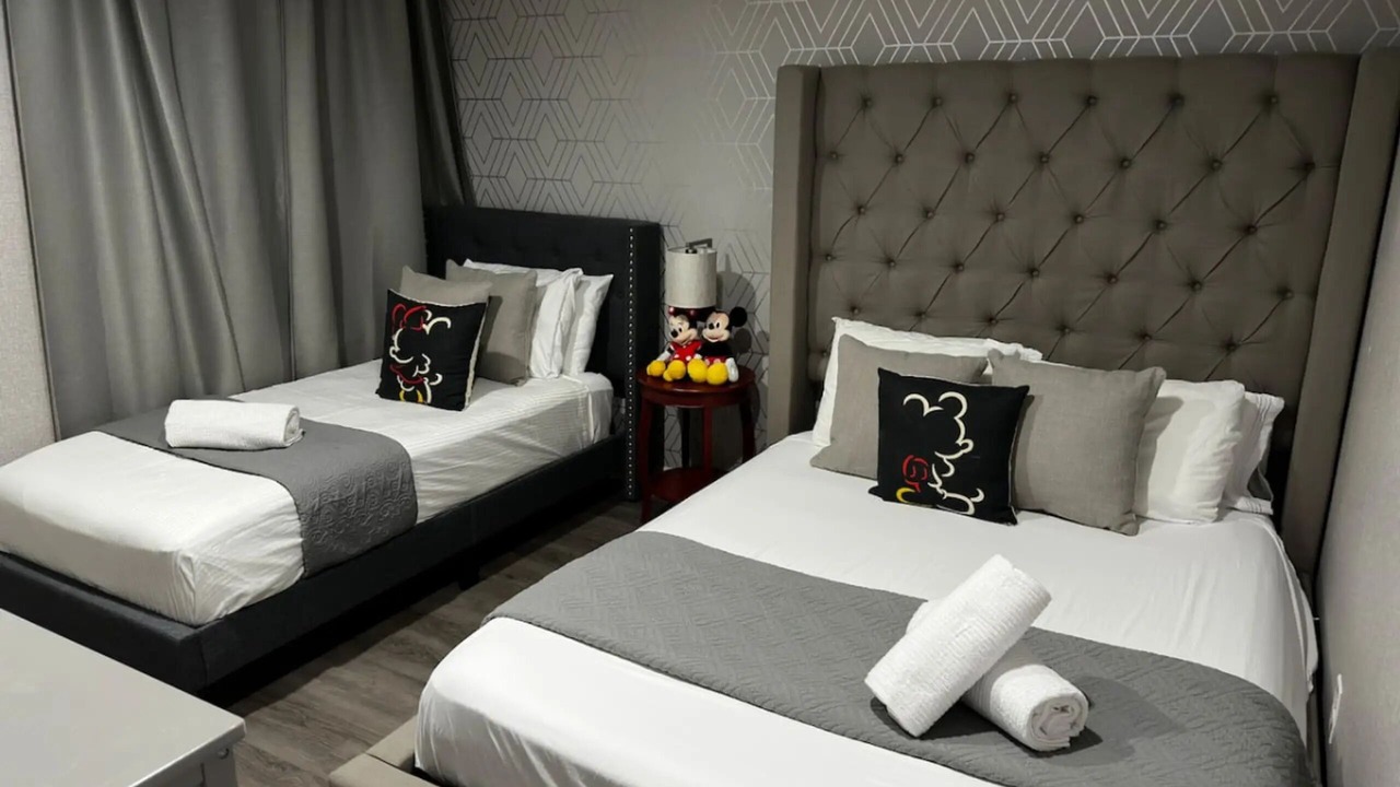 Photo of Bedroom in Sunset Lakes