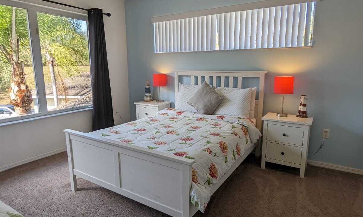 Photo of Bedroom in Sunset Lakes