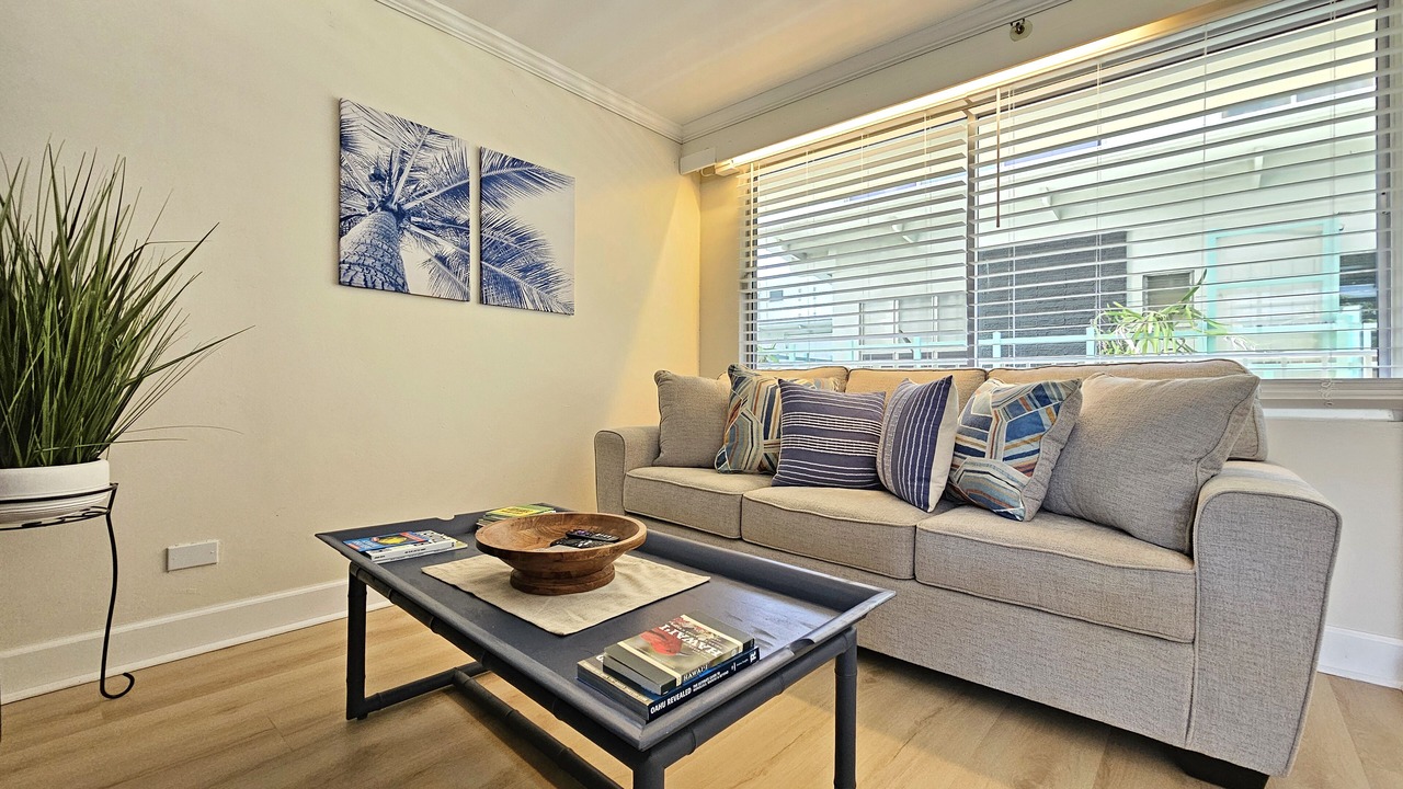 Photo of Livingroom in Diamond Head - Kapahulu - St. Louis