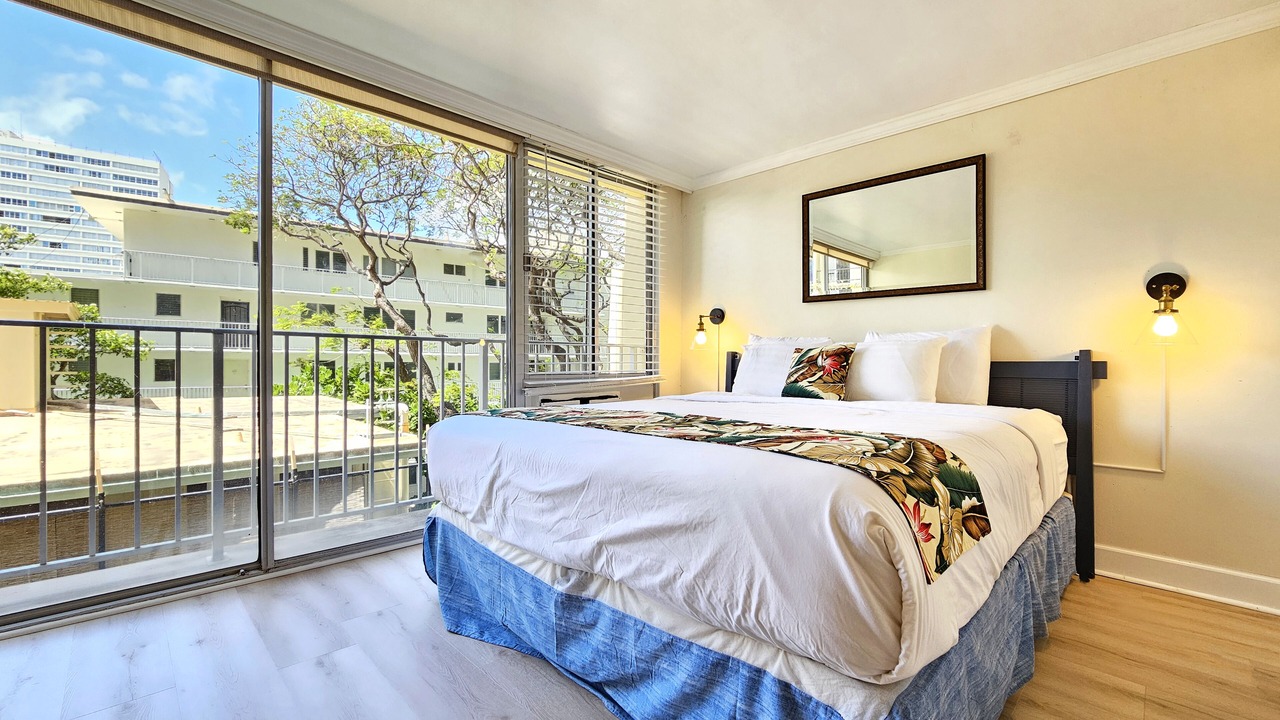 Photo of Bedroom in Diamond Head - Kapahulu - St. Louis