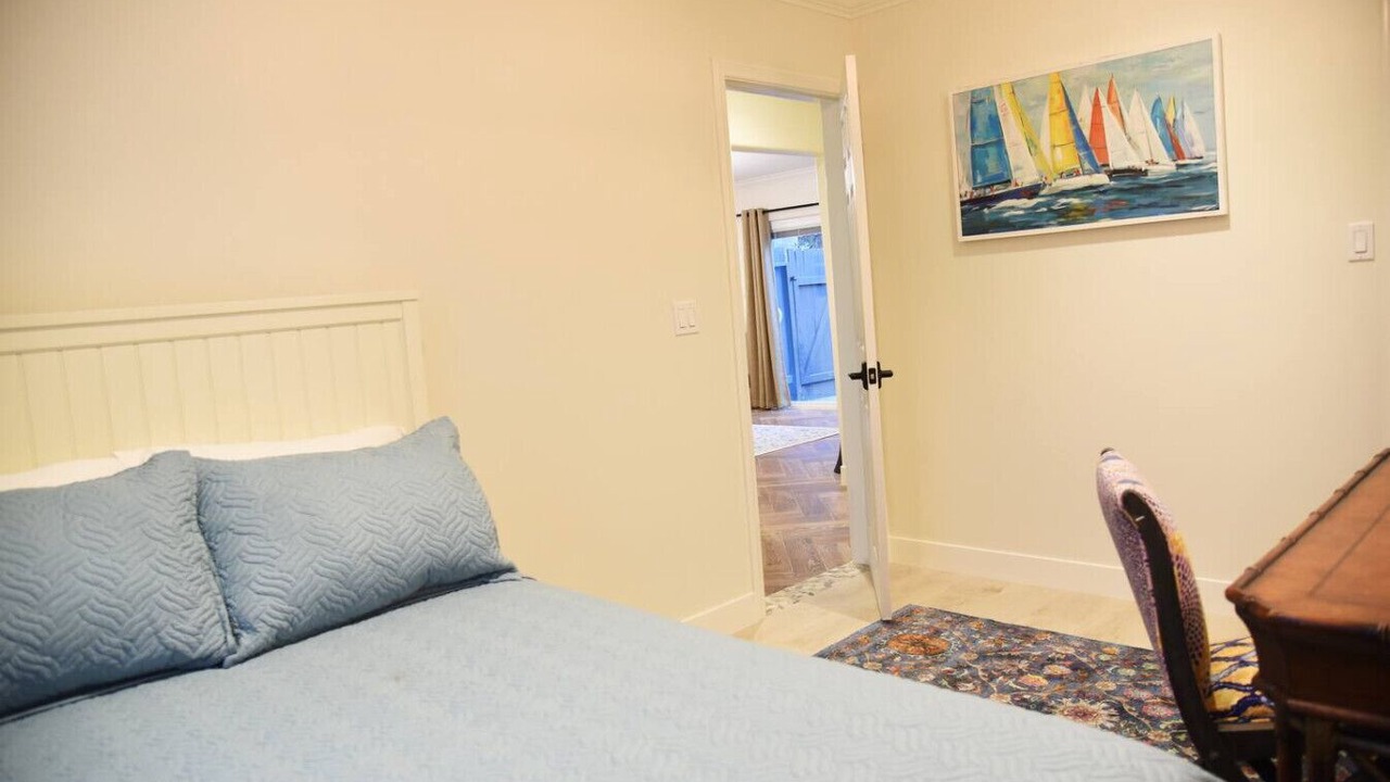 Photo of Bedroom in East Side Capistrano