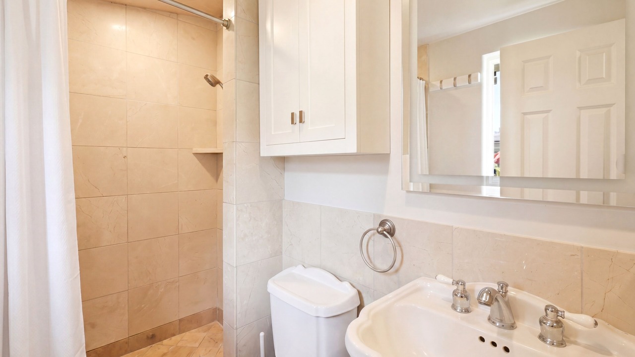Photo of Bathroom in Kahala
