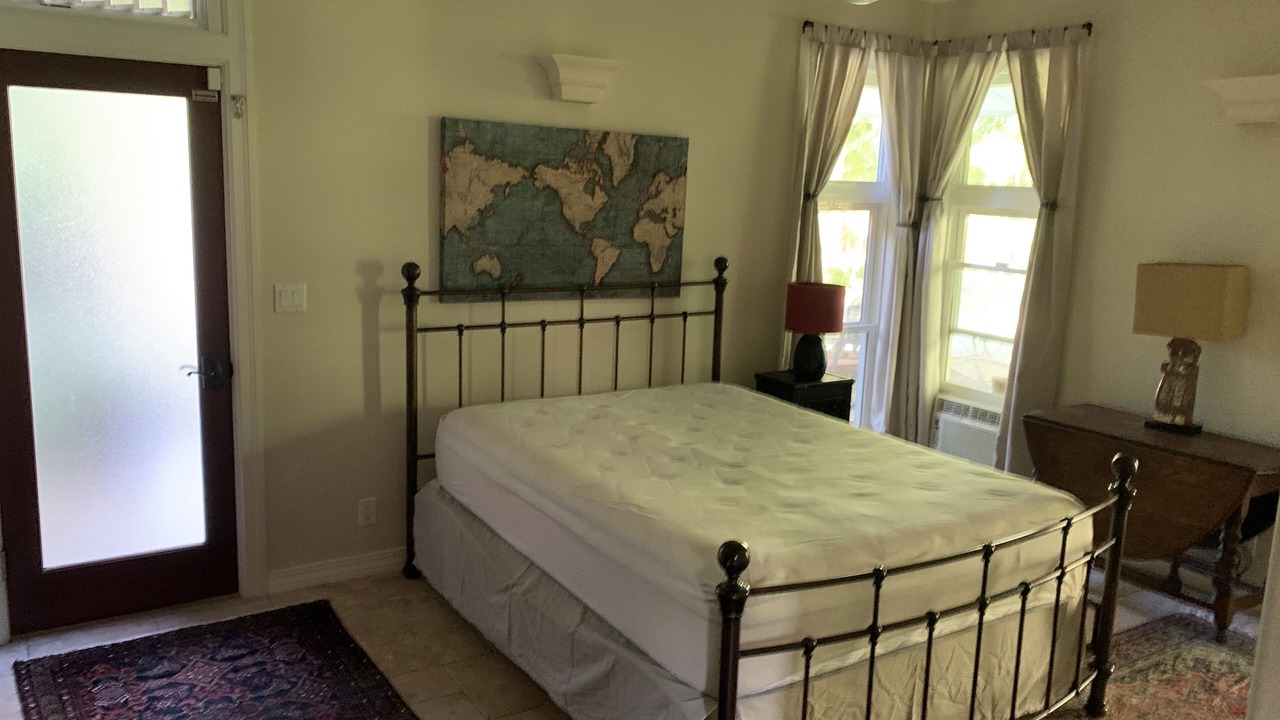 Photo of Bedroom in Lanikai