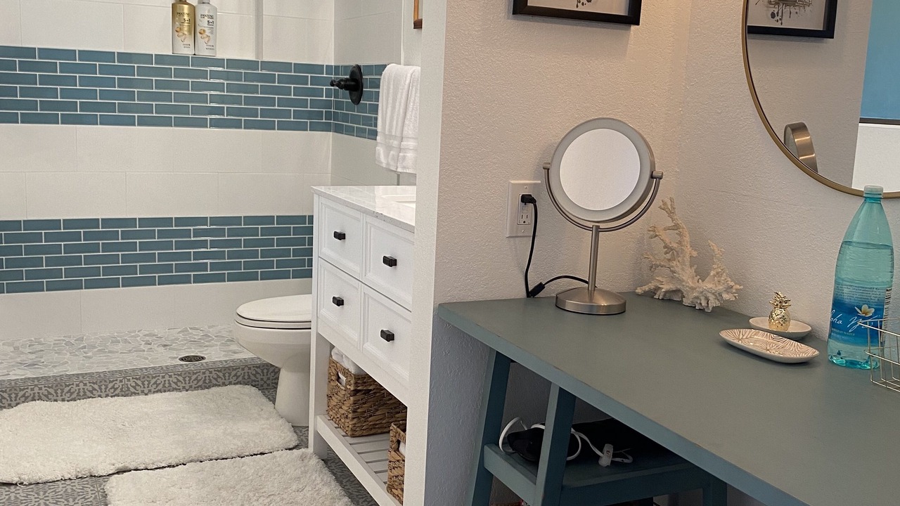 Photo of Bathroom in Keauhou