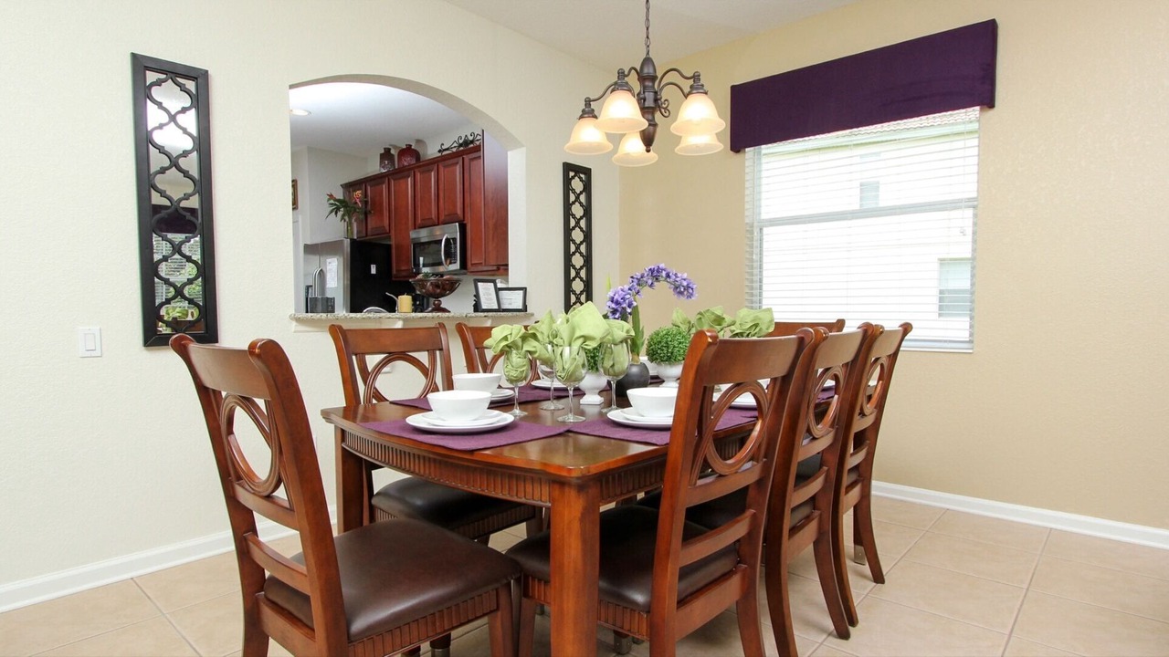 Photo of Livingroom in Windsor Hills