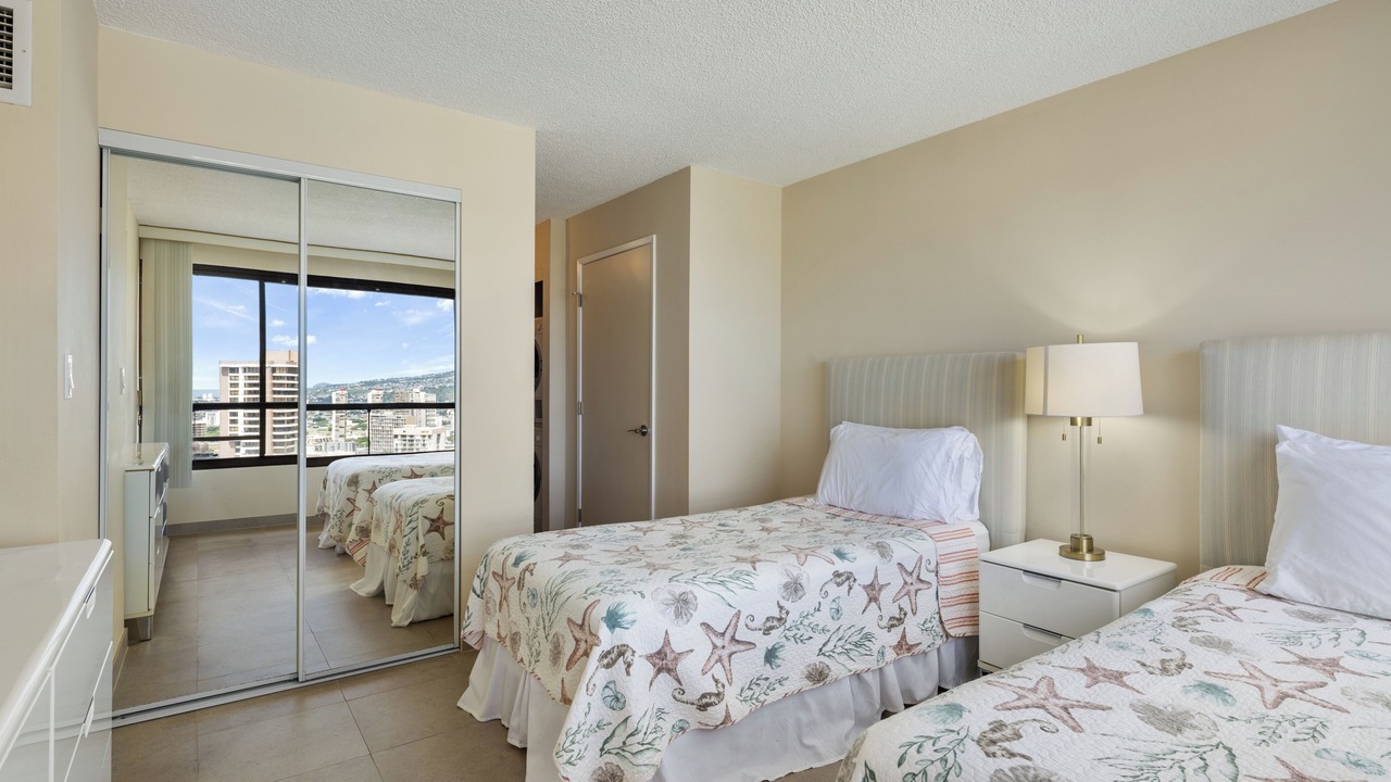 Photo of Bedroom in Waikiki