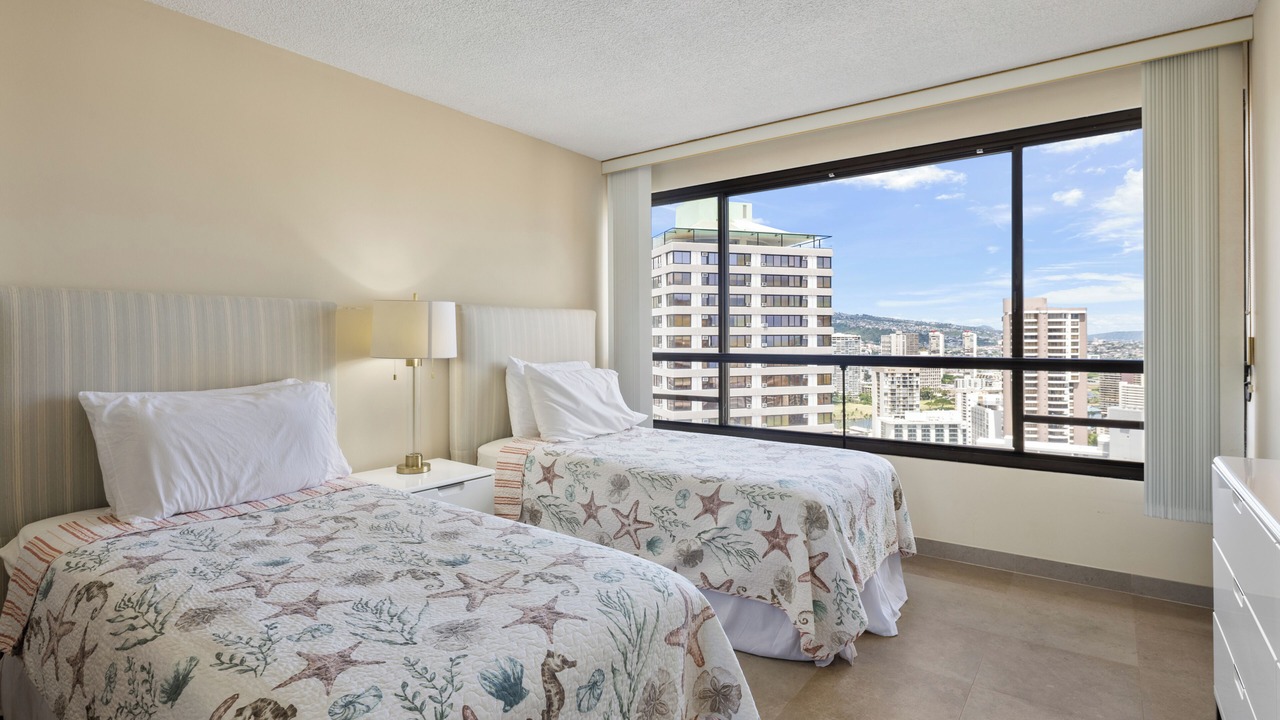 Photo of Bedroom in Waikiki