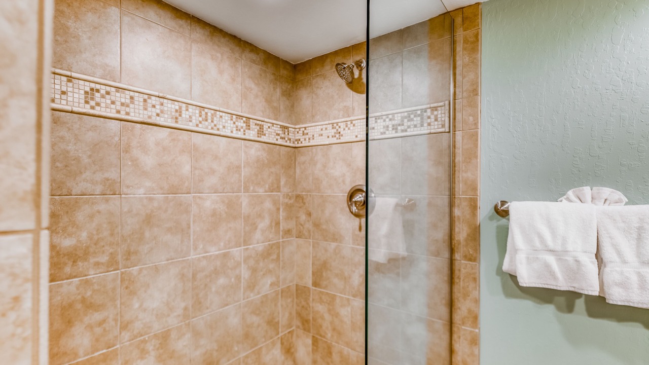 Photo of Bathroom in Historic Kailua Village