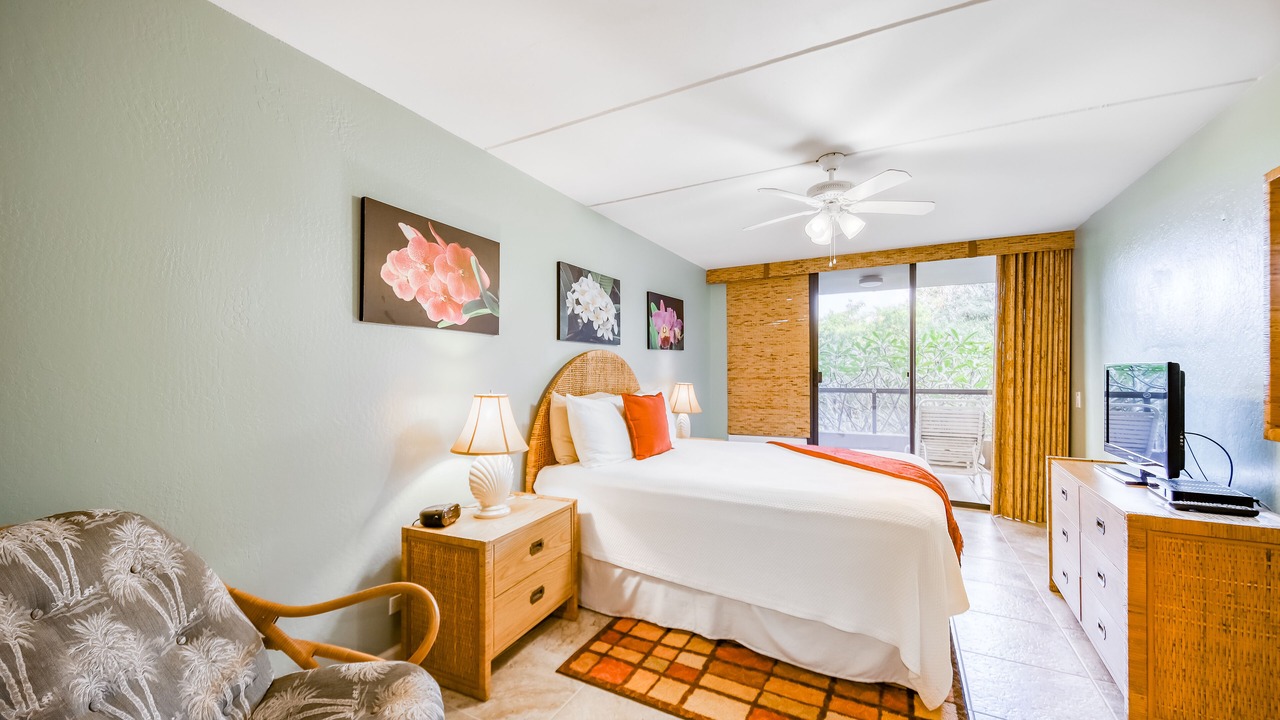 Photo of Bedroom in Historic Kailua Village