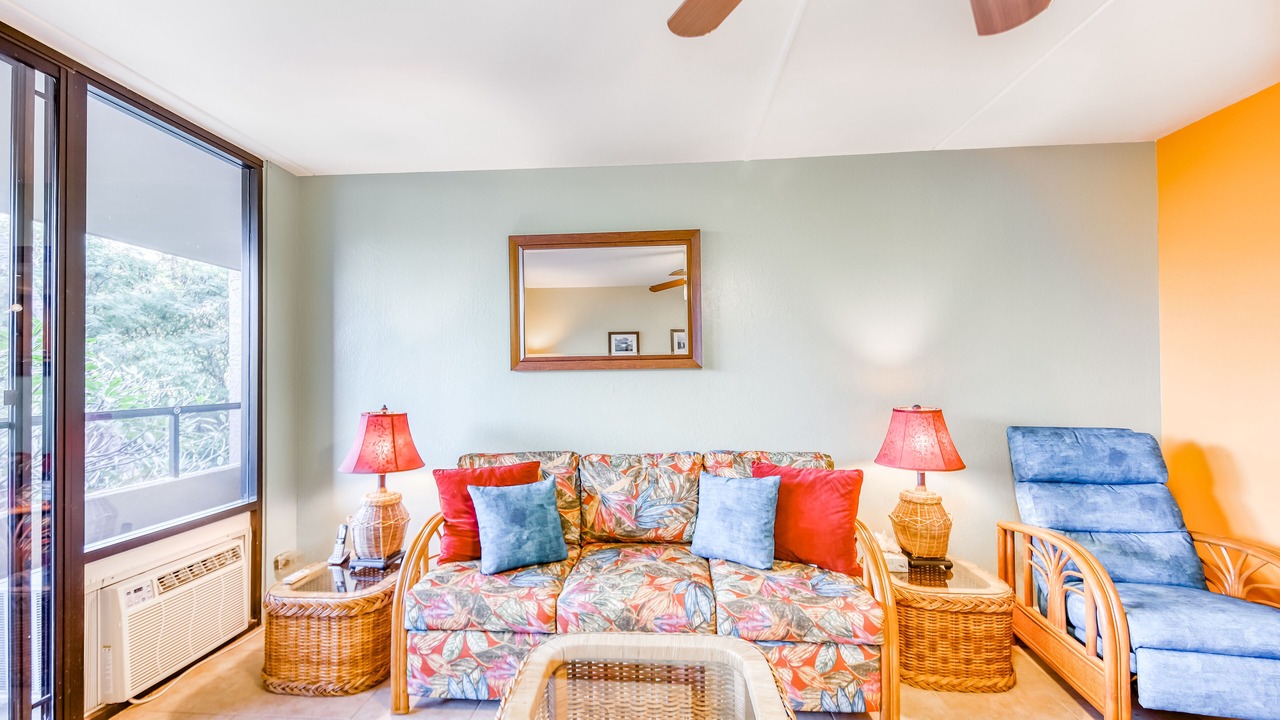 Photo of Livingroom in Historic Kailua Village