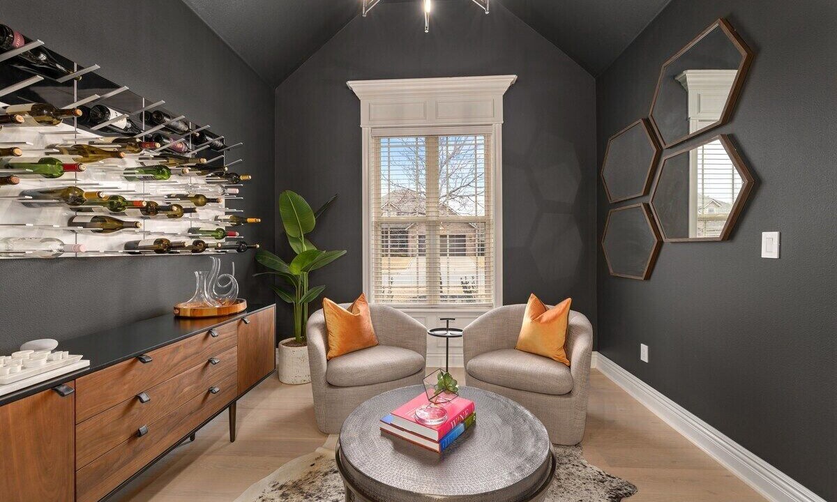 Photo of Bedroom in Benton County