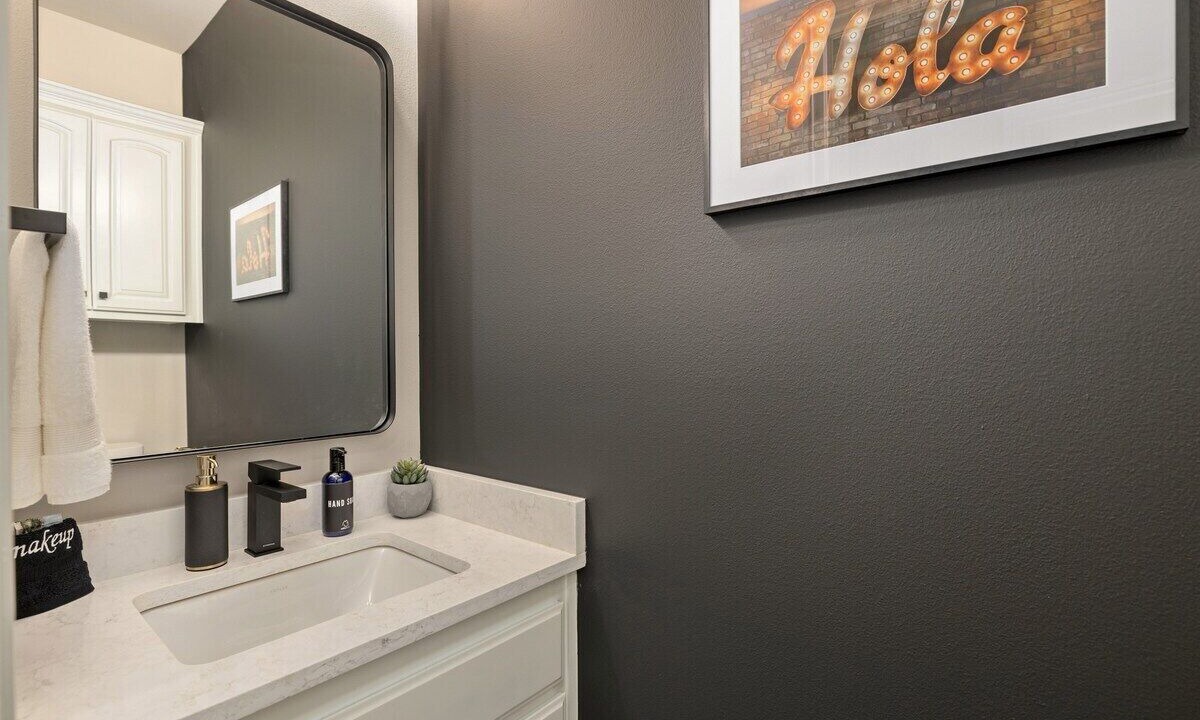 Photo of Bathroom in Benton County