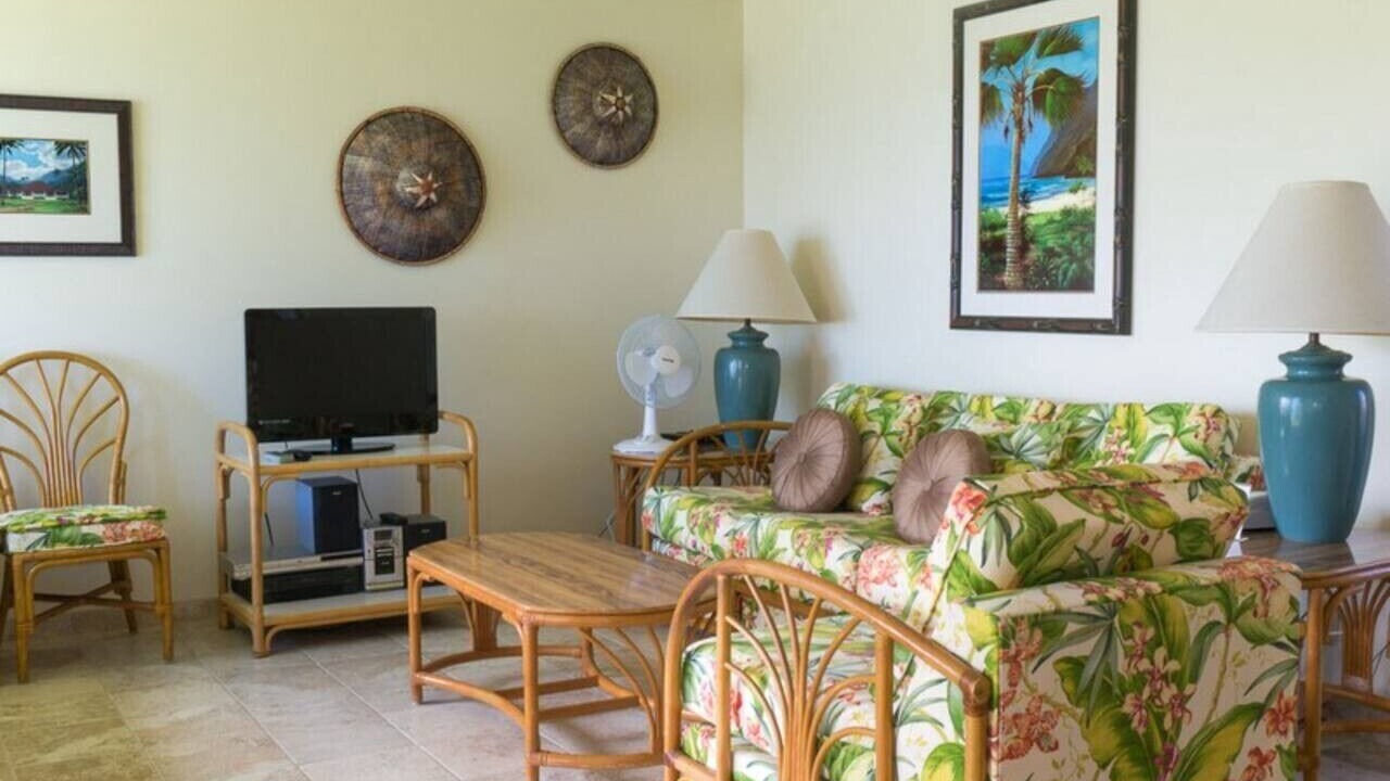 Photo of Livingroom in Princeville