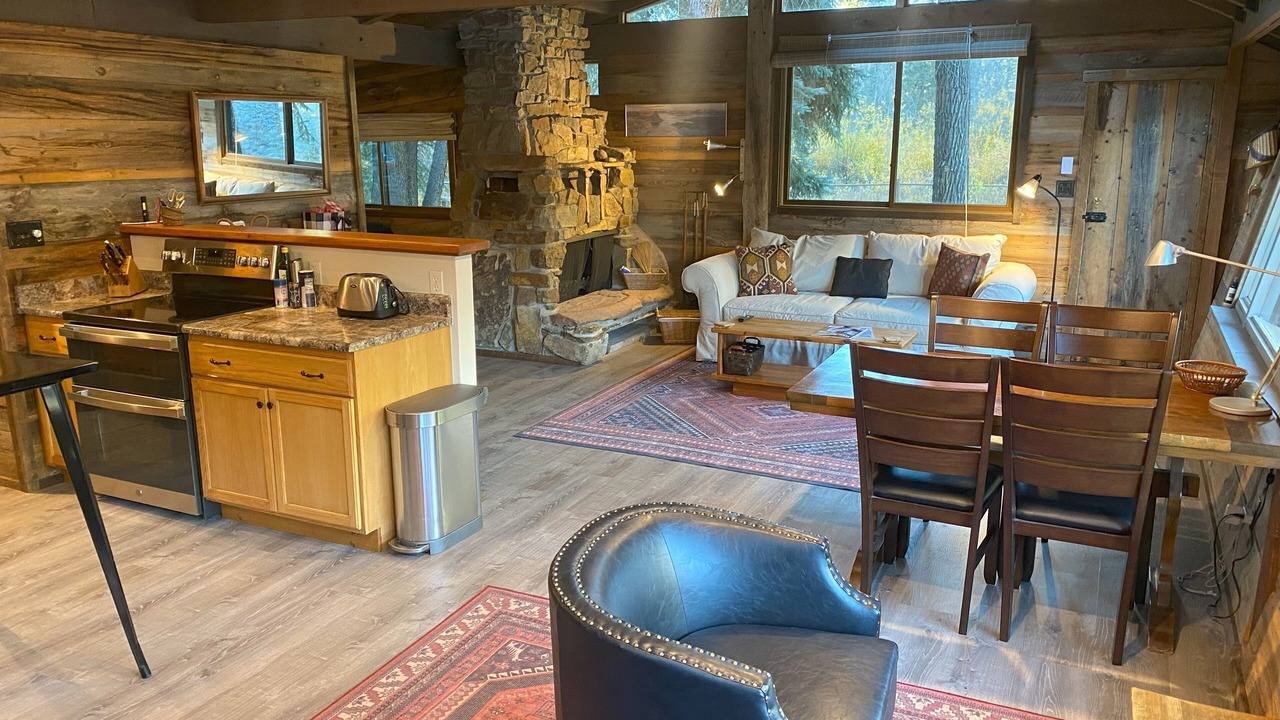 Photo of Others in Dolores