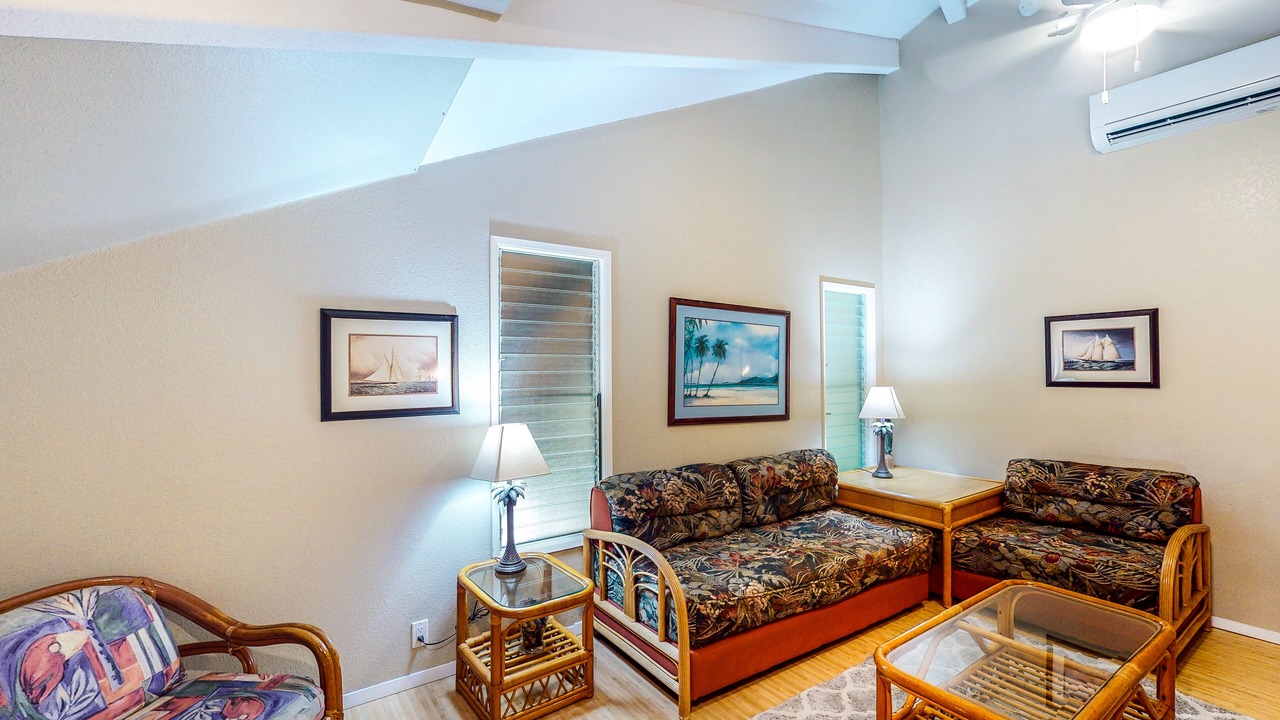 Photo of Livingroom in Princeville